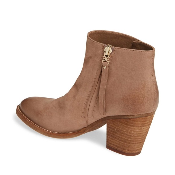NWB Sam Edelman Mariella Bootie in Praline Nubuck - Picture 2 of 8